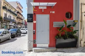 Pavean Suites Frattamaggiore - Image 1