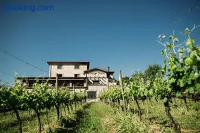 Casale Verdeluna Wine Resort - Image 3