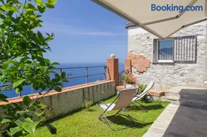 Polanesi Sea View - Garden - AC - Free Park - Super Wi Fi - Image 1