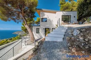 Villa Vista Mare by iVillamia com - Image 3