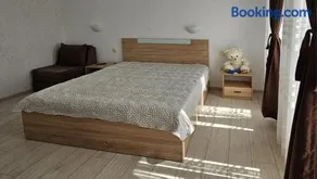 Душковата къща - Image 2