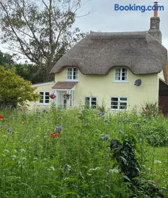 Primrose Cottage - Image 2