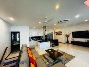 The Sunrise Ocean Villa 22 - Image 5