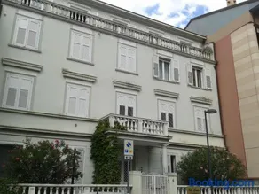 Villa Giulia - Image 1