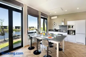 De IJssel Eilanden Chalet Waterfront Kampen Nr 728 - Image 3