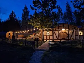 Hobbit house - Image 2