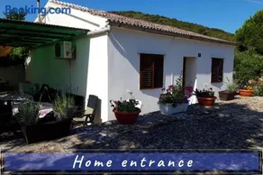 Near the sea vacation home Parja - Image 3
