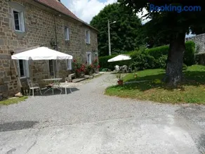 Maison cosy avec piscine partagée à Saint-Avit-de-Tardes - Image 1