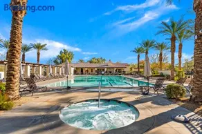 Spanish Walk Villa - PD condo near acrisure - Image 2