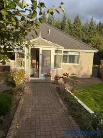 4 Glenfalloch Road - Image 2