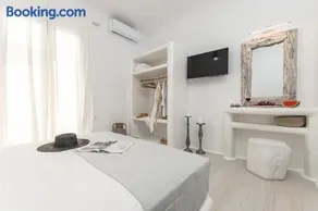 Ariadne's Crown Luxury AstroConcept Suites with Private Pools and Spas - Image 4