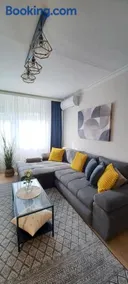 Budapest Direct Centre Bus Apartment & Free Parking - Image 5
