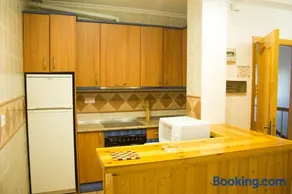 Apartmentos Corona - Image 1