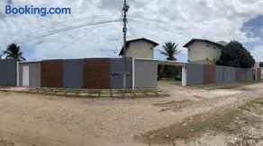 Apartamento com vista para o mar, piscina , deck , playground e estacionamento . - Image 2