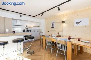 Chalet Alaska 7 130 m2 Balcony Ski in Parking - Image 2