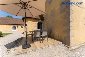 Gite Chateau 3 chambres piscine chauffée - Image 2
