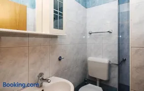 Sunrise Apartments and Studio Apartments - Image 5
