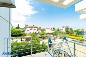 Luxury Two-Bedroom Apartment in amazing place Lukomorye C4 - Image 4