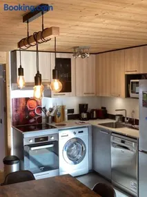 Chalet Cyclamens, 65m2 plein centre - Jardin, WIFI & parking! - Image 3