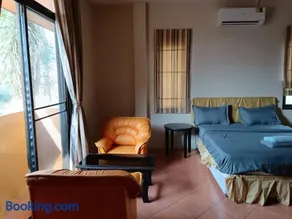 Jomtien 4BR golden villa - Image 4