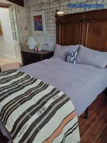 Room at Lindley - Image 2