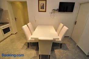 Apartments Marija - Maslenica - first line to the sea - Image 4
