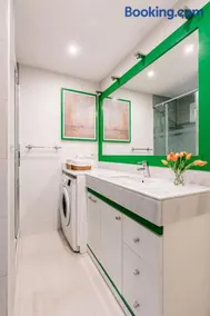 Inurria Comfort Plaza Castilla - Image 2