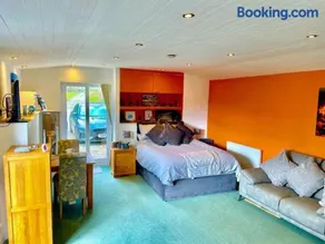 Self Contained Countryside Holiday Home - Image 5