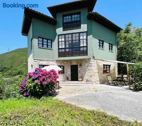 Acogedora casa en Arangas Cabrales - Image 1