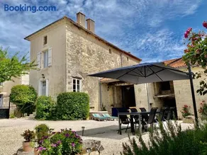 Maison Dix Tusson - Image 1
