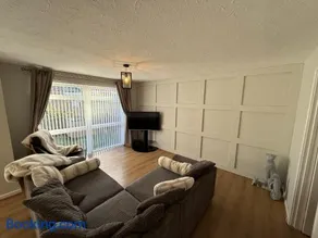 Donvale Road, Washington - Image 4