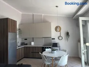 Casita Dos - Image 2