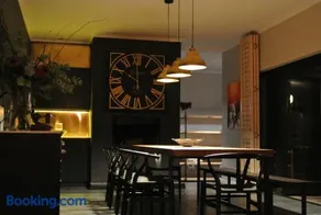 CLEMENT ONE, a villa for family & friends - Image 3