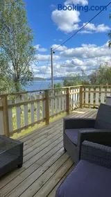 Sea View Cabin near Senja The Yellow House - Image 3