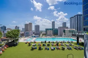 Best Location 2 bedrooms 2 bathrooms - Image 5