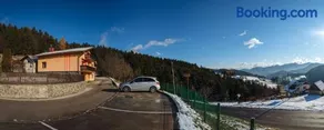 Apartment Jorsi with Mountain View - Image 3