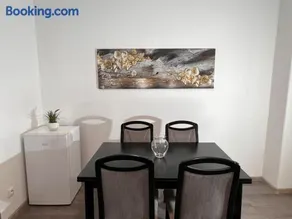 Modern classic apartment - Image 3
