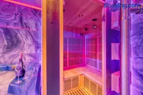 Love Room Attitude - Image 4