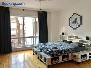 Spacious modern vintage flat in the heart of Sofia - Image 1