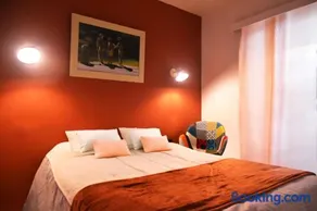 Grande Maison Familiale Premium Super Calme - Piscine - Jacuzzi - Salle de Jeux - Idéalement Située - Gd Jardin Sans aucun vis à vis - Image 3