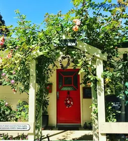 Kymmik Cottage Farmstay - Image 1