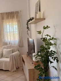 The Family Villa - Image 1