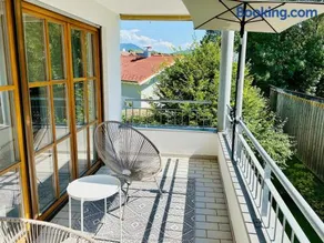 LIKE HOME, cozy apartment, 2 bedrooms, Netflix, 55" TV, balcony, parking, self-check-in - Image 4