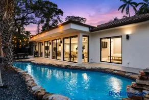 Mega-Yacht View Villa, Heated Pool, Dock - Image 3