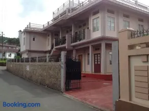 Holly Lodge Guest House - Image 2