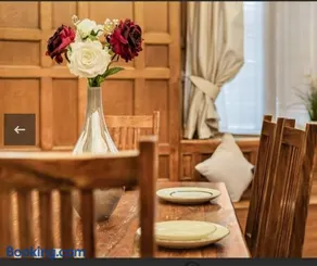 Traditional Victorian West End Apartment - Image 2