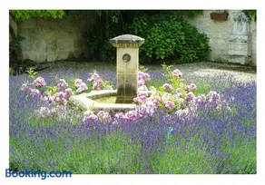 La Chapelle Aux Roses - Image 2