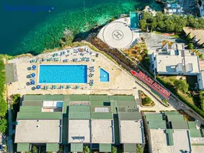 Luxury Villa 4 - Image 2