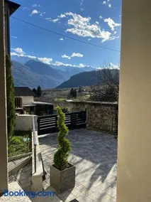 Fuga dalla Citta App Paglia - Image 2
