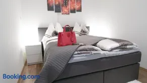 Laguna Apartment - Image 2